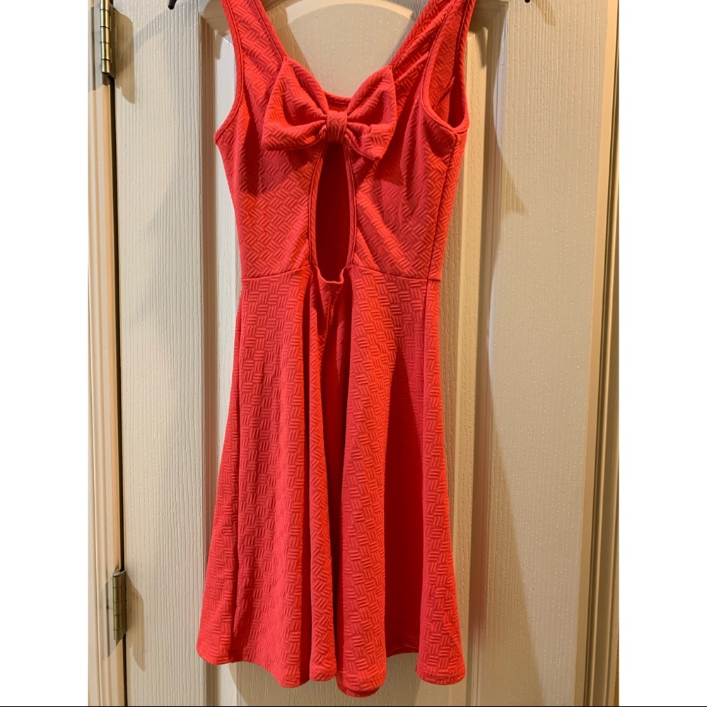 Dress - Picture 2 of 3